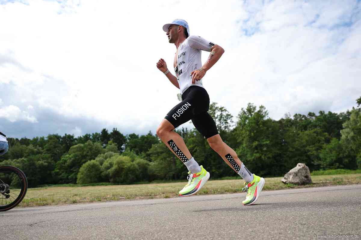 Triathlet Sam Laidlow siegt in Roth mit Weltbestzeit