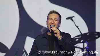 135 bunte Bilder von den Brawo Open: So machte „Cordula Grün“-Sänger Josh Stimmung