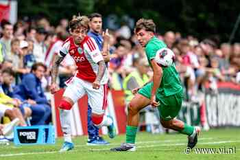 Ajax schrikt in eerste serieuze test onder nieuwe trainer
