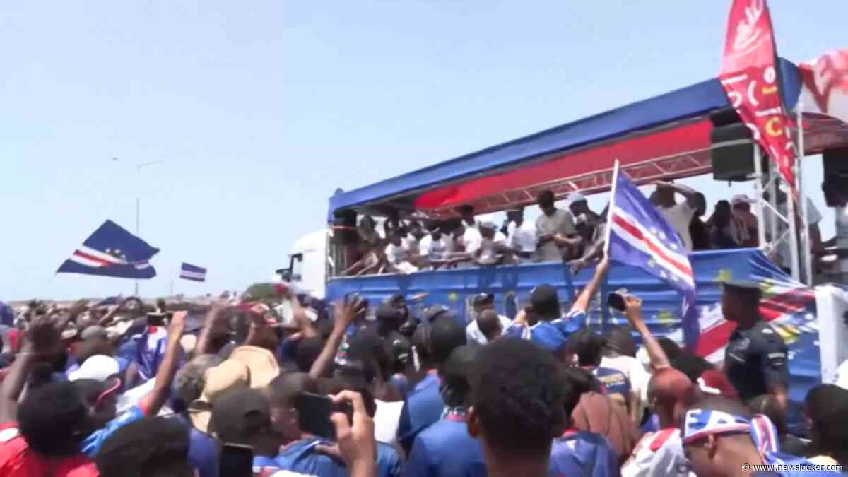 Kaapverdiaanse voetballers na spectaculair WK debuut als helden onthaald in thuisland