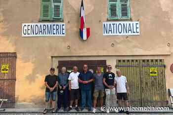 Quel est ce village des Alpes-Maritimes qui a lancé le célèbre « Gendarme de Saint-Tropez » ?