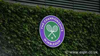 Junior player DQ'd from Wimbledon for racket toss