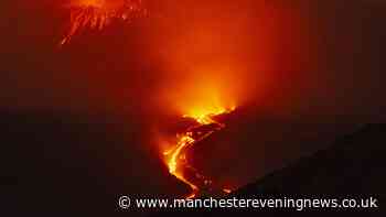 Mount Etna eruption triggers red alert and flights cancelled in Sicily