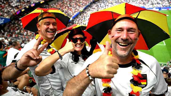 German World Cup fan breaks down in tears after being blown away by kindness of Americans
