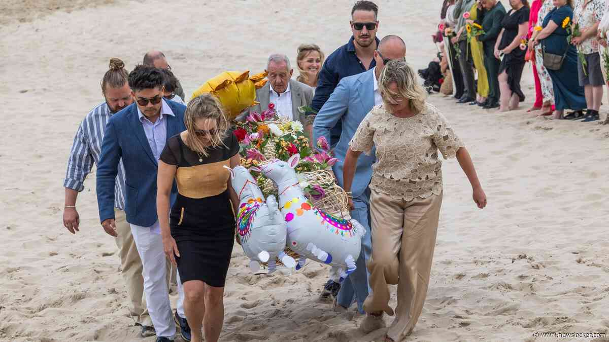Indrukwekkend afscheid van in Colombia vermoorde Marlies (41): ’Hoe wrang ook, maar we zijn opgelucht dat ze terug is in ons midden’