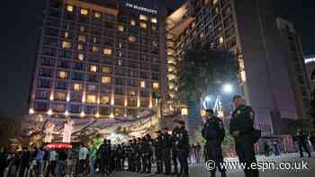 Mexico fans' serenata outside England hotel woke m...