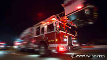 2 pets die in house fire after bystander spots smoking home