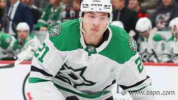 Stars' top scorer Robertson files for arbitration
