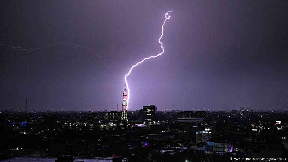 England World Cup match delayed as huge thunderstorm hits Mexico City