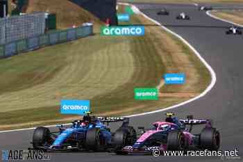 Sainz penalised one lap for illegally overtaking Safety Car | Formula 1