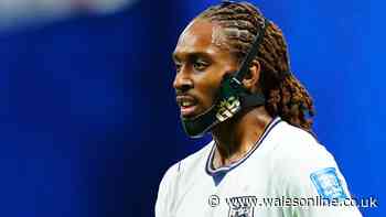 What is Djed Spence wearing on his face during England v Mexico