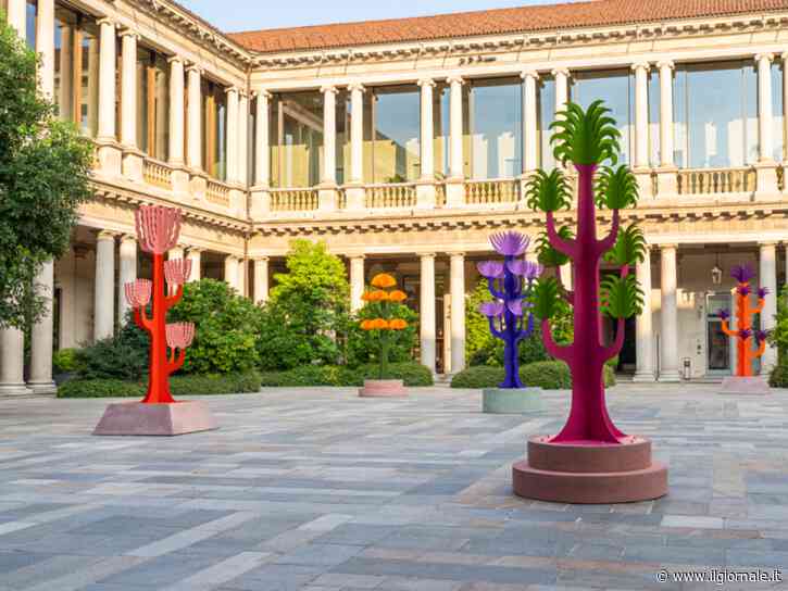 Nel chiostro del "Portrait" otto totem dell'Arcipelago Botanico
