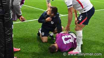 Jordan Henderson suffers 'really bad' freak injury in bizarre fall during England's celebrations against Mexico at the World Cup