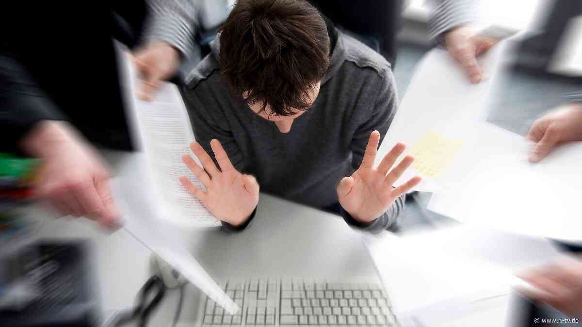 Grenzen setzen im Job: People Pleaser: Wenn das ständige Ja zur Erschöpfung führt
