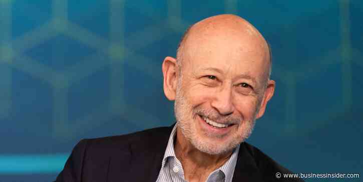 What ex-Goldman CEO Lloyd Blankfein had to learn about being rich — and how he's crushing retirement