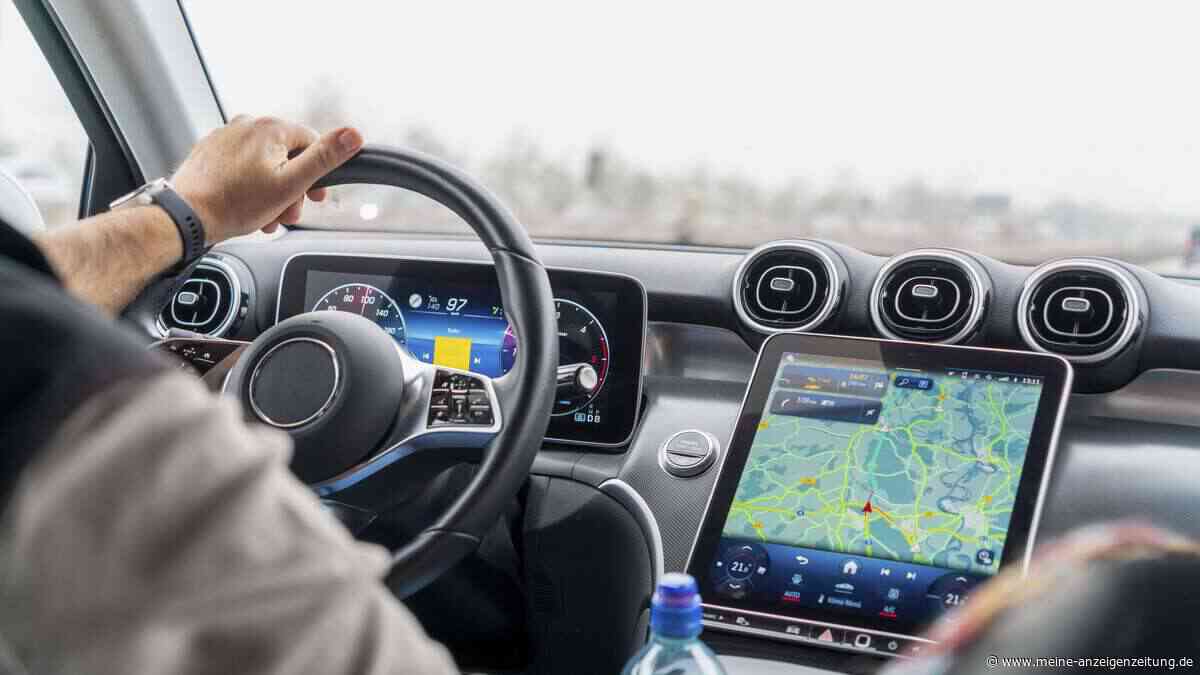 Wegen Uhr am Arm: Tourist zahlt 350 Euro und verliert Führerschein