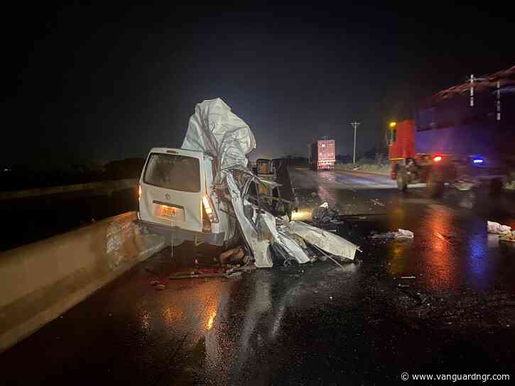 10 killed, six injured in Ogun auto crash