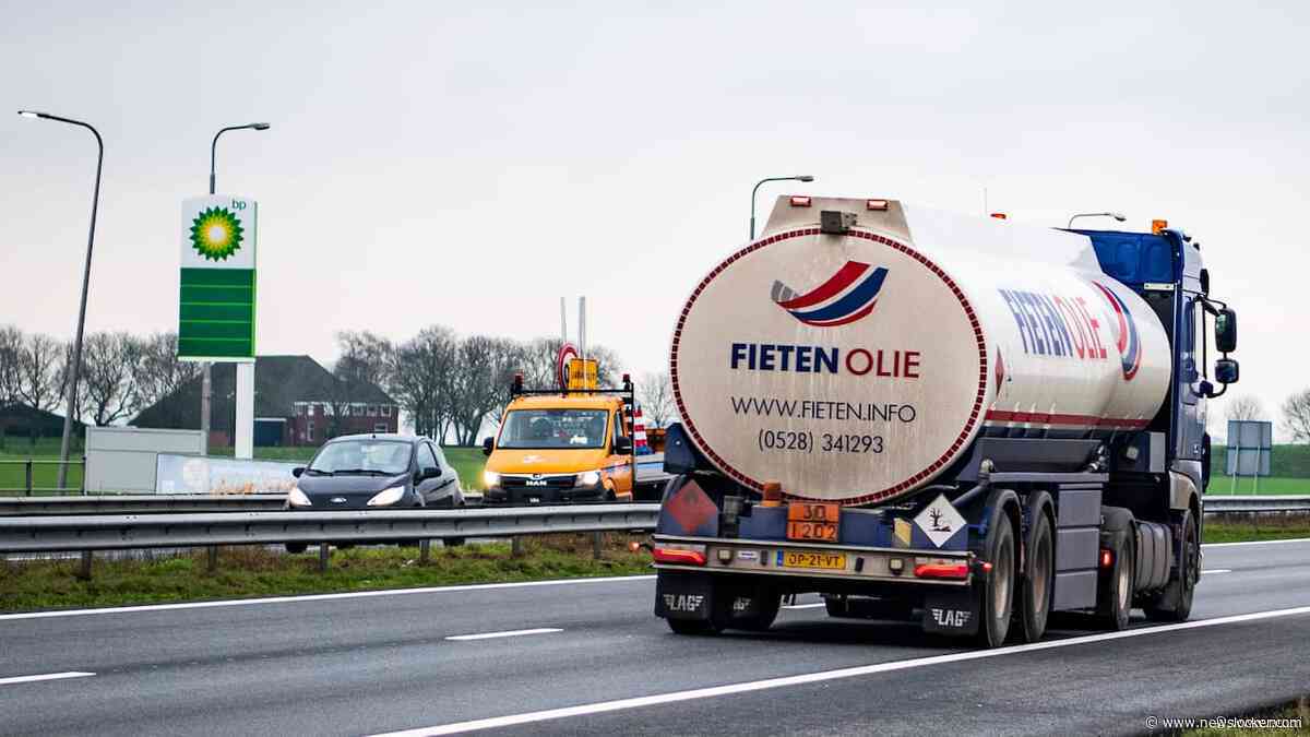 Diesel stroomt hier en daar weer voor minder dan 2 euro per liter uit de pomp