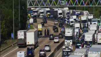 M25 traffic live: Clockwise four mile queues after serious crash near Potters Bar