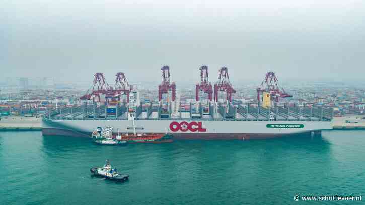 ’s Werelds grootste methanol-dual fuel-containerschip OOCL Wisdom op weg naar Europa
