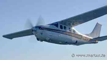 Flugschule unter Schock: Lehrer stürzt aus Cessna – Schülerin landet allein