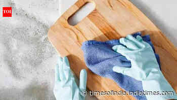 How to clean cutting boards and remove stains and smells