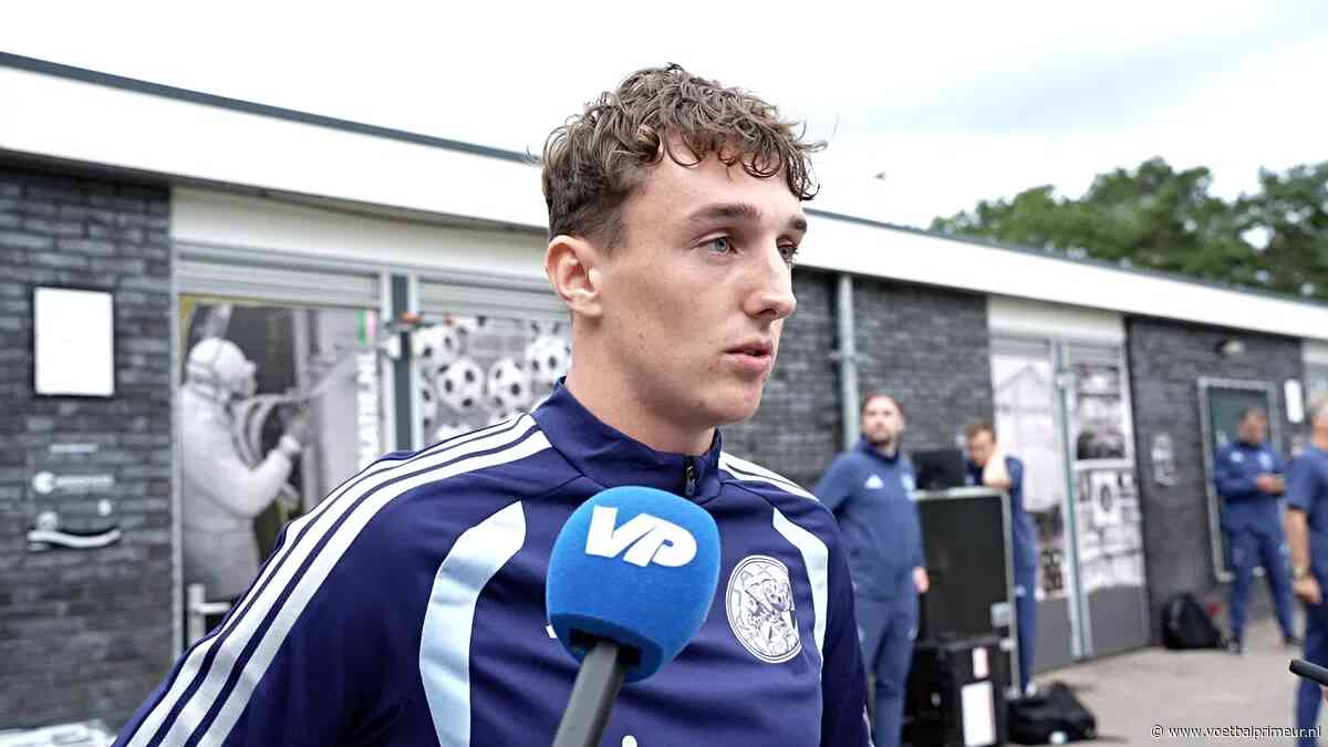 Baas ziet grote verschillen bij Ajax onder Michel: 'Dat is heel veel nadenken, ja'