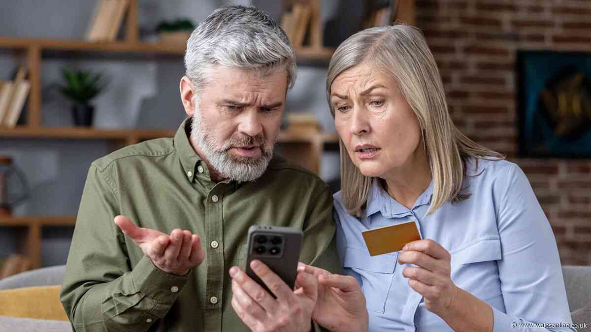 DWP issues warning to thousands over new bank account deduction powers