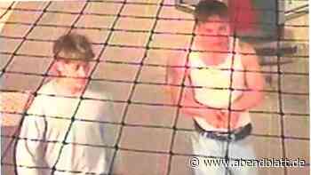 Angriff an Hamburger Bushaltestelle: Staatsschutz sucht diese beiden Männer