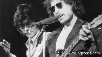 All 35 Guitarists Who Ever Played in Bob Dylan’s Band