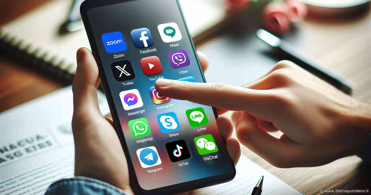 “Non mettete le foto dei vostri figli sui social”: la National Crime Agency avverte sui pericoli di AI e criminali informatici