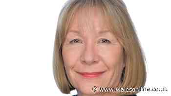 Hospital boss to leave £245k job amid scandals and staff anger