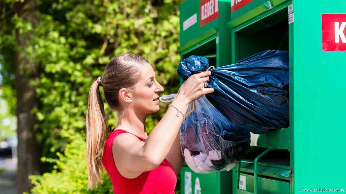Malteser, Kolping und KJG ziehen Altkleidercontainer aus Bamberg ab