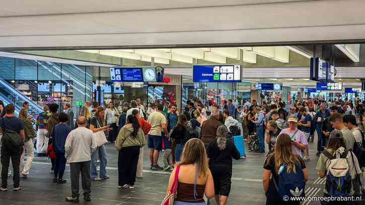 Aanrijding Eindhoven Centraal: hulp voor reizigers die het zagen gebeuren