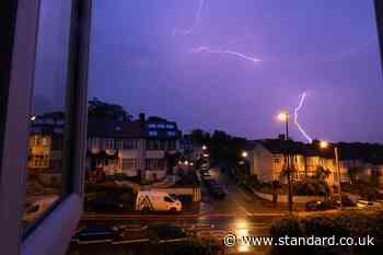 Thunderstorms risk for London in week-long heatwave with temperatures up to 34C