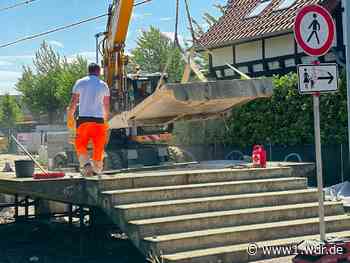 Abriss und Neubau kaputter Hochbahnsteige der Rheinbahn