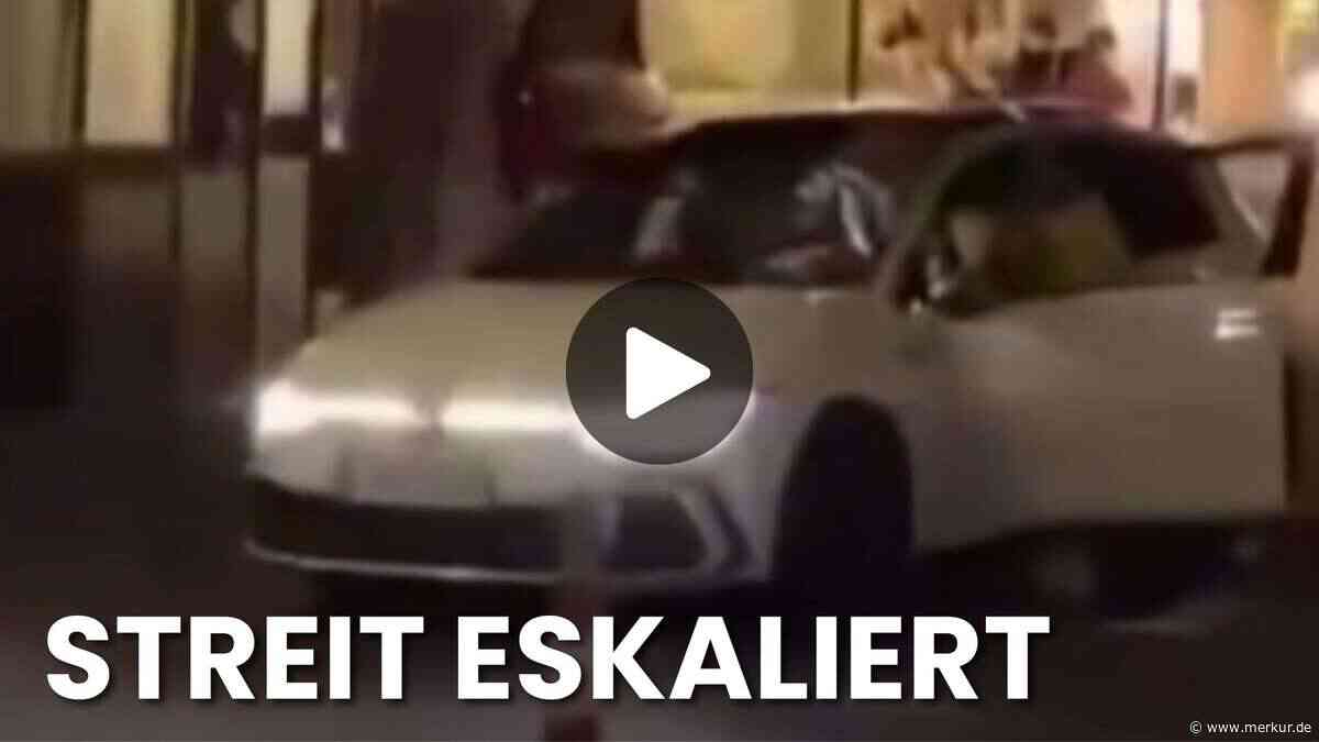Spuckattacke eskaliert: 23-Jähriger in Dortmund von eigenem Auto mitgeschleift