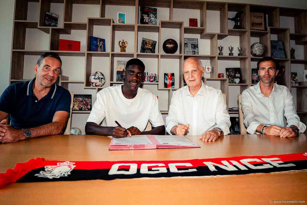 Le prometteur milieu de terrain Junior Mandza a signé son premier contrat professionnel avec l’OGC Nice