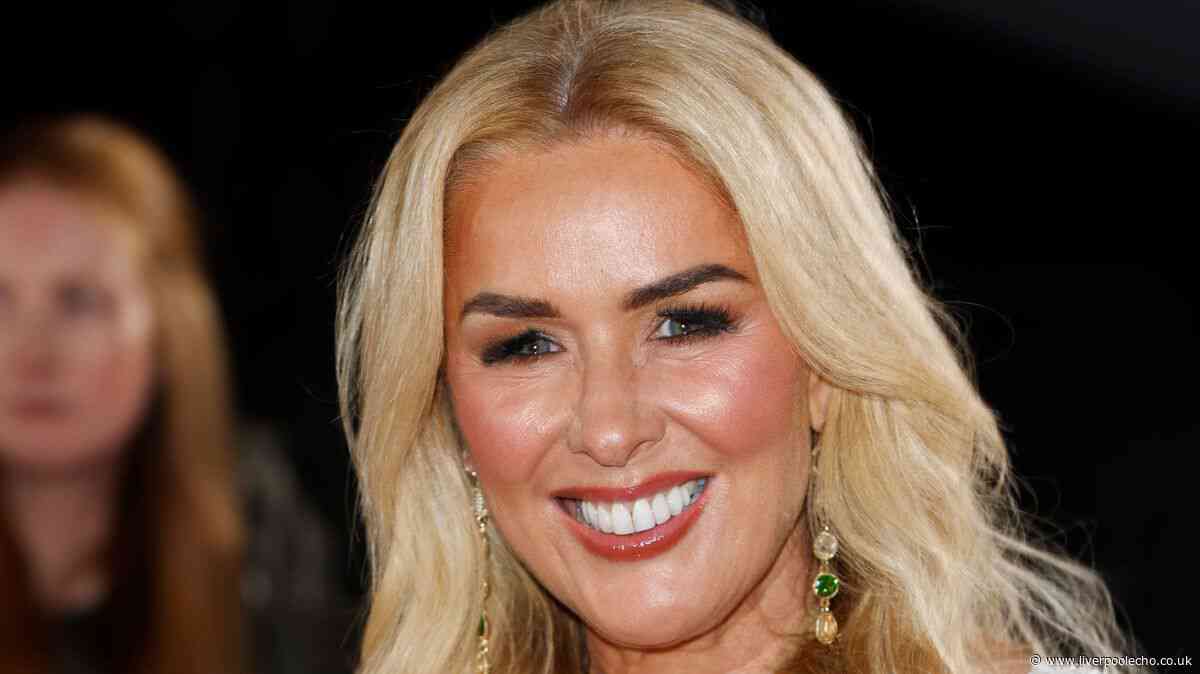 ITV Coronation Street's Claire Sweeney supported by fans as she reveals exit storyline