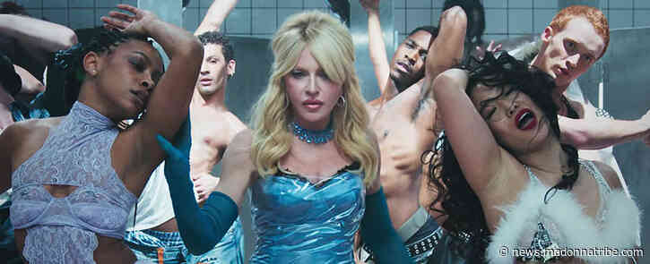 Everybody Get Up And Dance!
