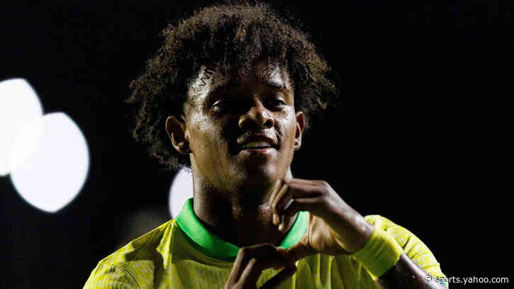 Alves a talent for the future - Clement