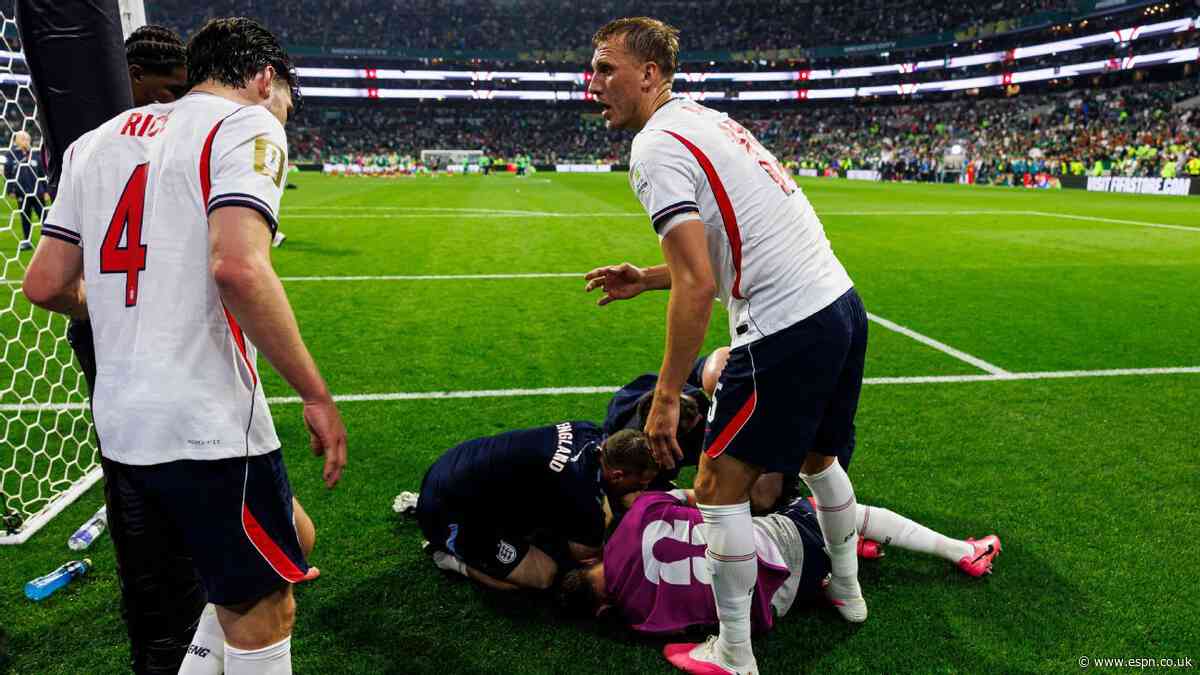 Sources: Henderson out of WC with arm injury