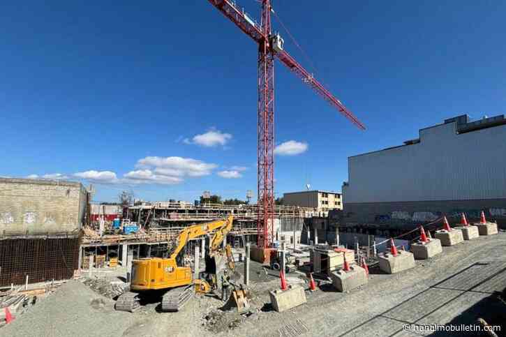 B.C. introducing new apprenticeship, certification requirements for crane operators