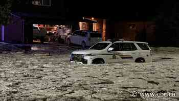 Hailstorm floods streets, basements in Swift Current, Sask.