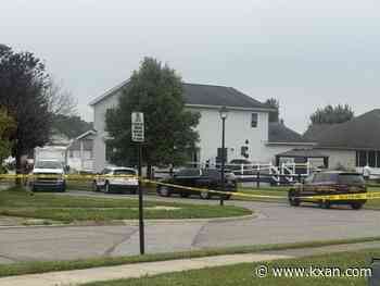 4 dead, including officer and suspect, in Ohio shooting: police