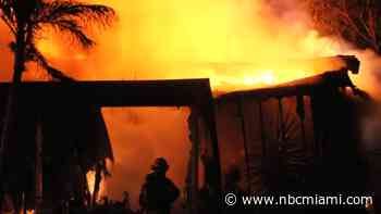 Mobile home goes up in flames in Davie; cause of fire under investigation