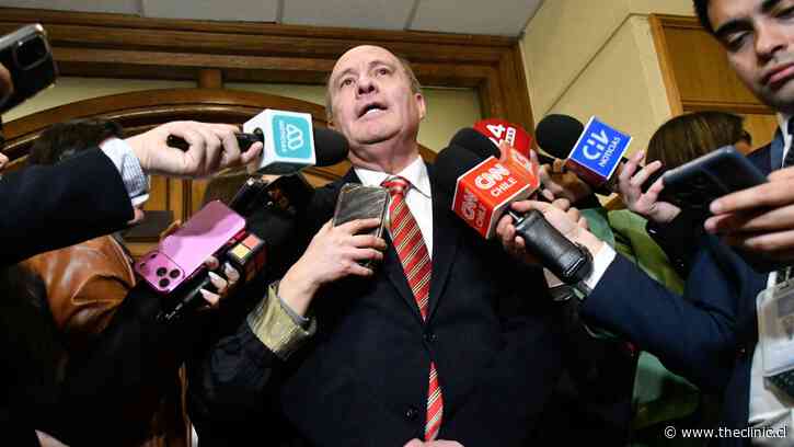 Ministro Quiroz confirma baja en los combustibles tras realizar “máximo esfuerzo” desde Hacienda