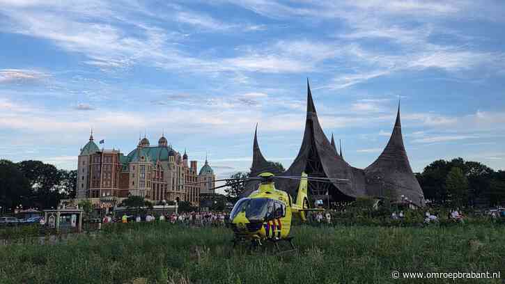 Traumaheli landt bij ingang Efteling, hulpverlening nodig bij Max & Moritz