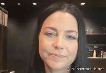 EVANESCENCE's AMY LEE On 'Bring Me To Life': 'My Biggest Fear Was That We Were Gonna Be A One-Hit Wonder'
