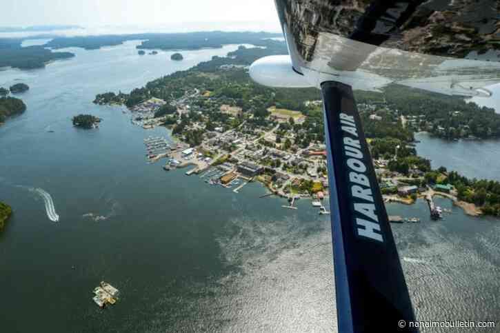 Harbour Air lands in Campbell River